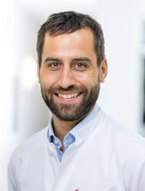 Dr. med. David Rafei Dr. med. David Rafei